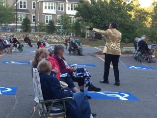 Outdoor Concert - Mark in the Crowd